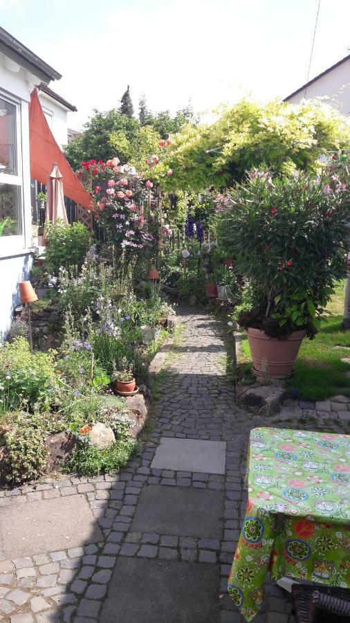 Zimmer Frei Wiesbaden Exterior photo